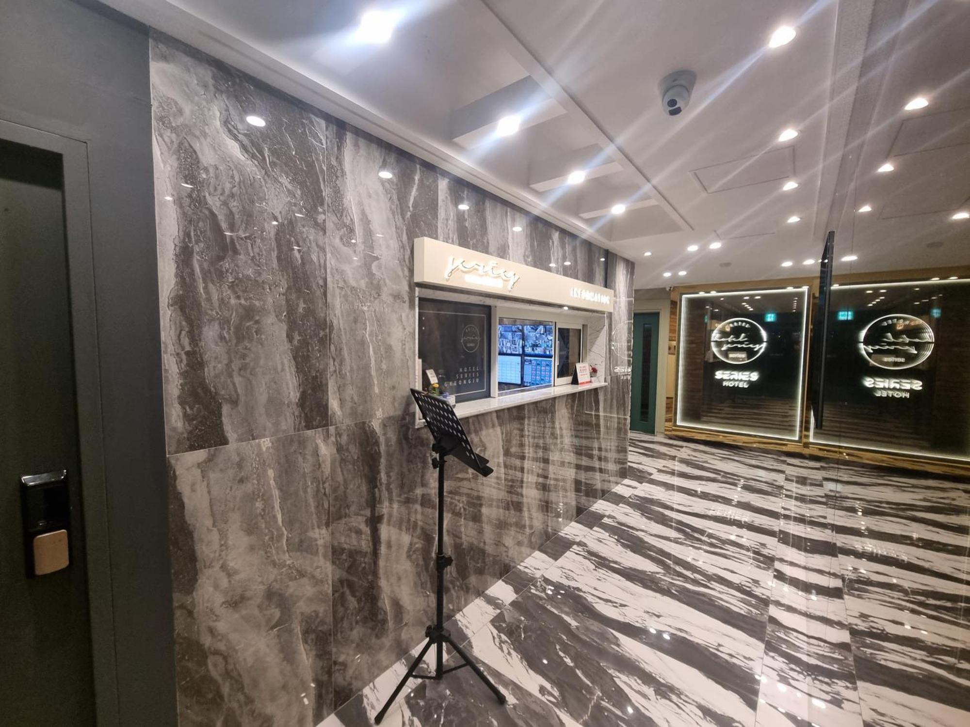 Series Hotel Кёнджу Экстерьер фото