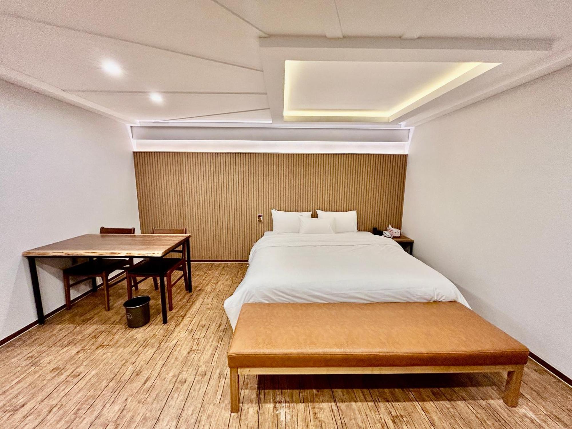 Series Hotel Кёнджу Экстерьер фото