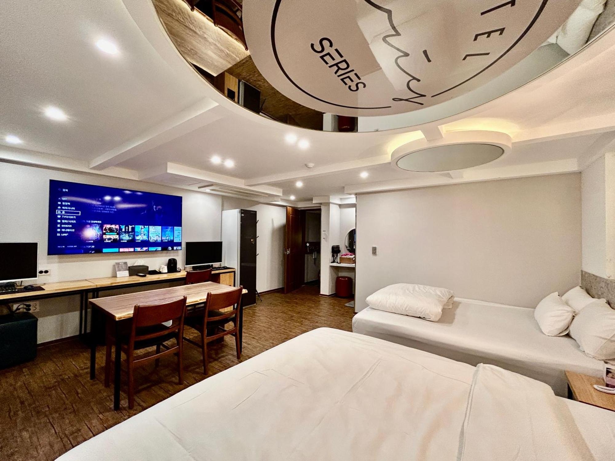 Series Hotel Кёнджу Экстерьер фото