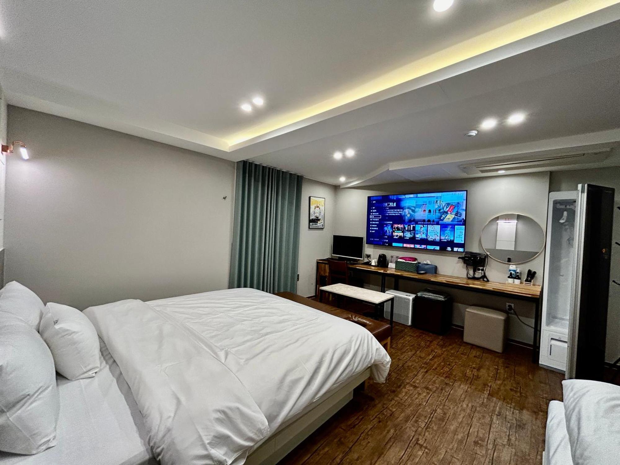 Series Hotel Кёнджу Экстерьер фото