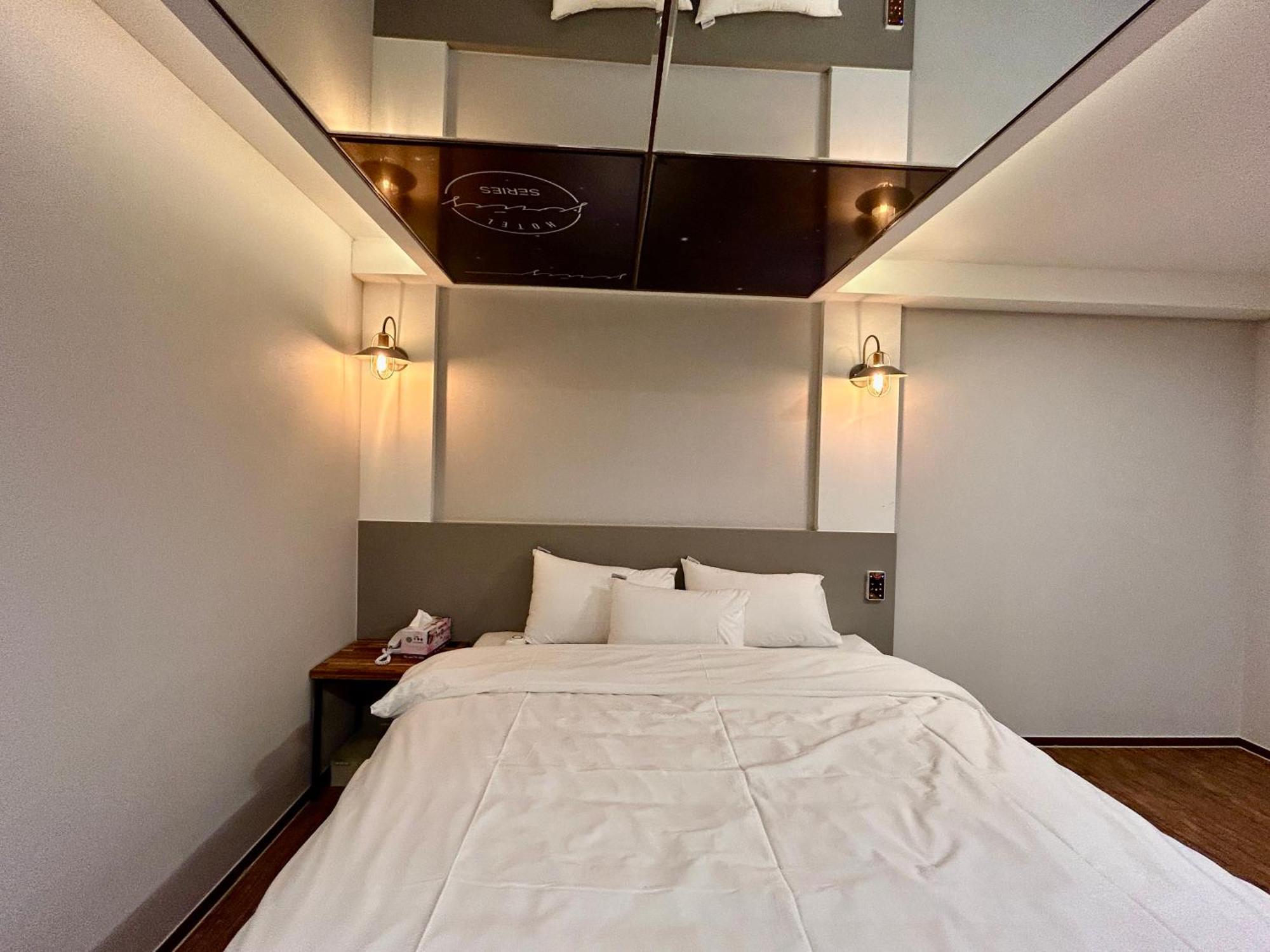 Series Hotel Кёнджу Экстерьер фото